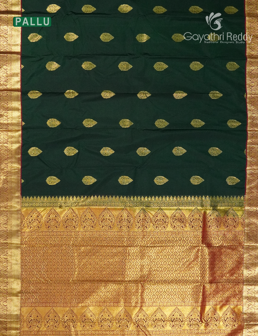 Semi Kanchipuram Silk Saree in Deep Bottle Green and Deep Magenta