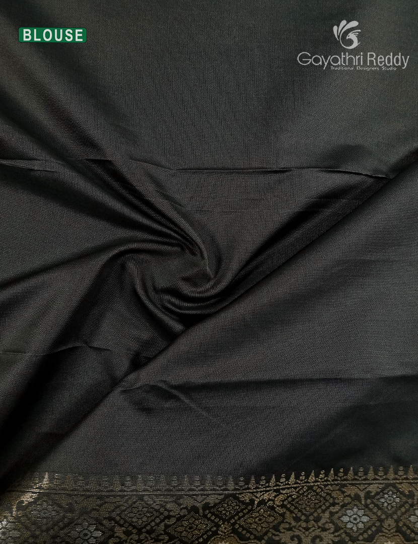 Semi Kanchipuram Art Silk Saree in Ivory and Black