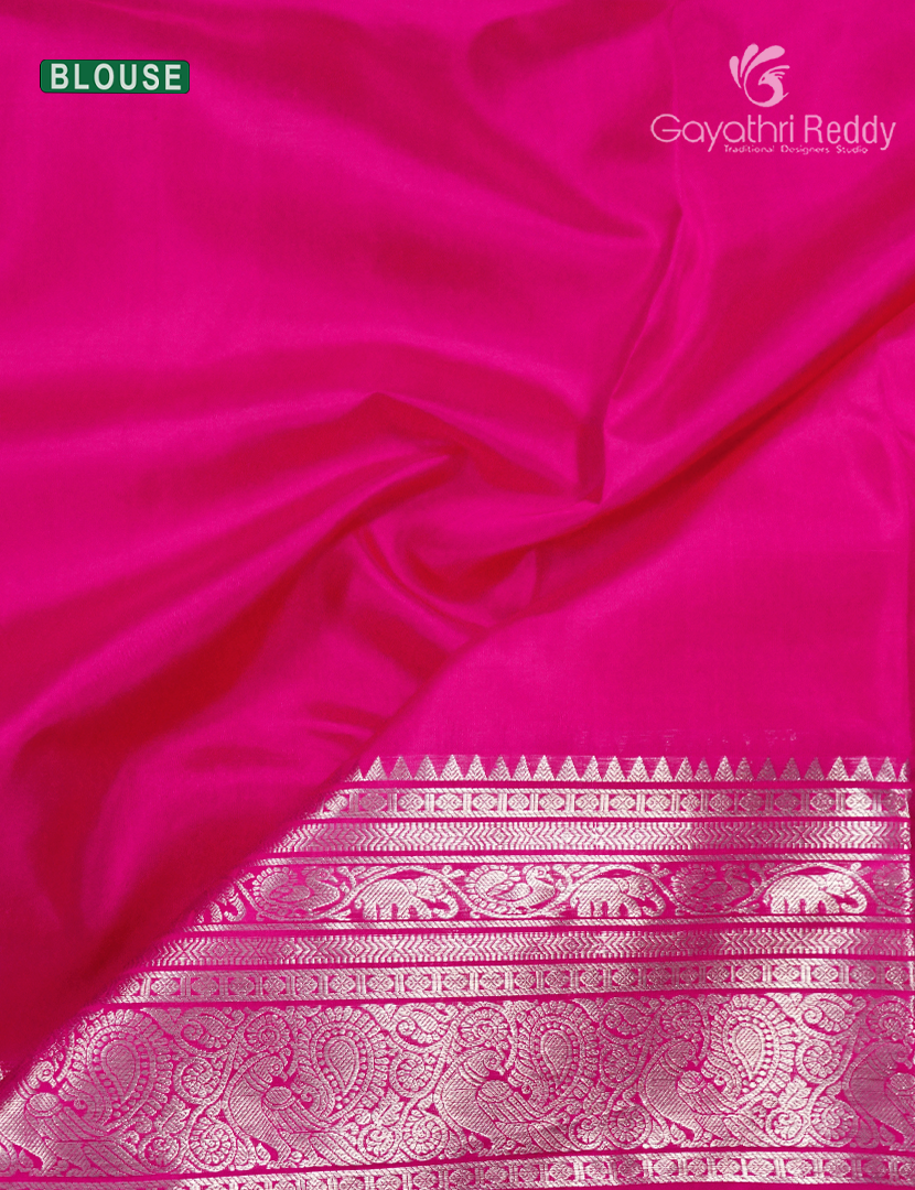 Pure Venkatagiri Silk Saree in Peachish Orange and Pink
