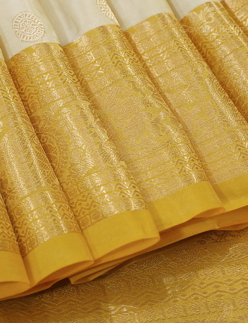 PURE KANCHI PATTU MEDIUM BORDER-KP7782