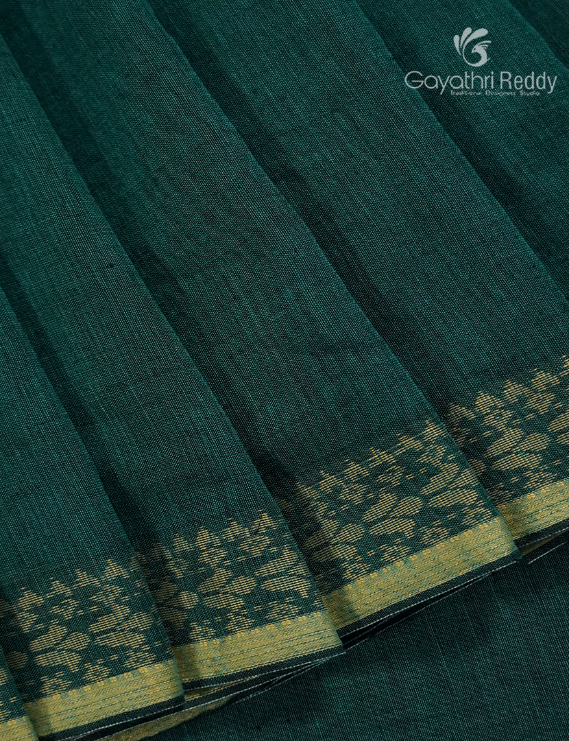 Jamdani Cotton Saree in Deep Rama Green