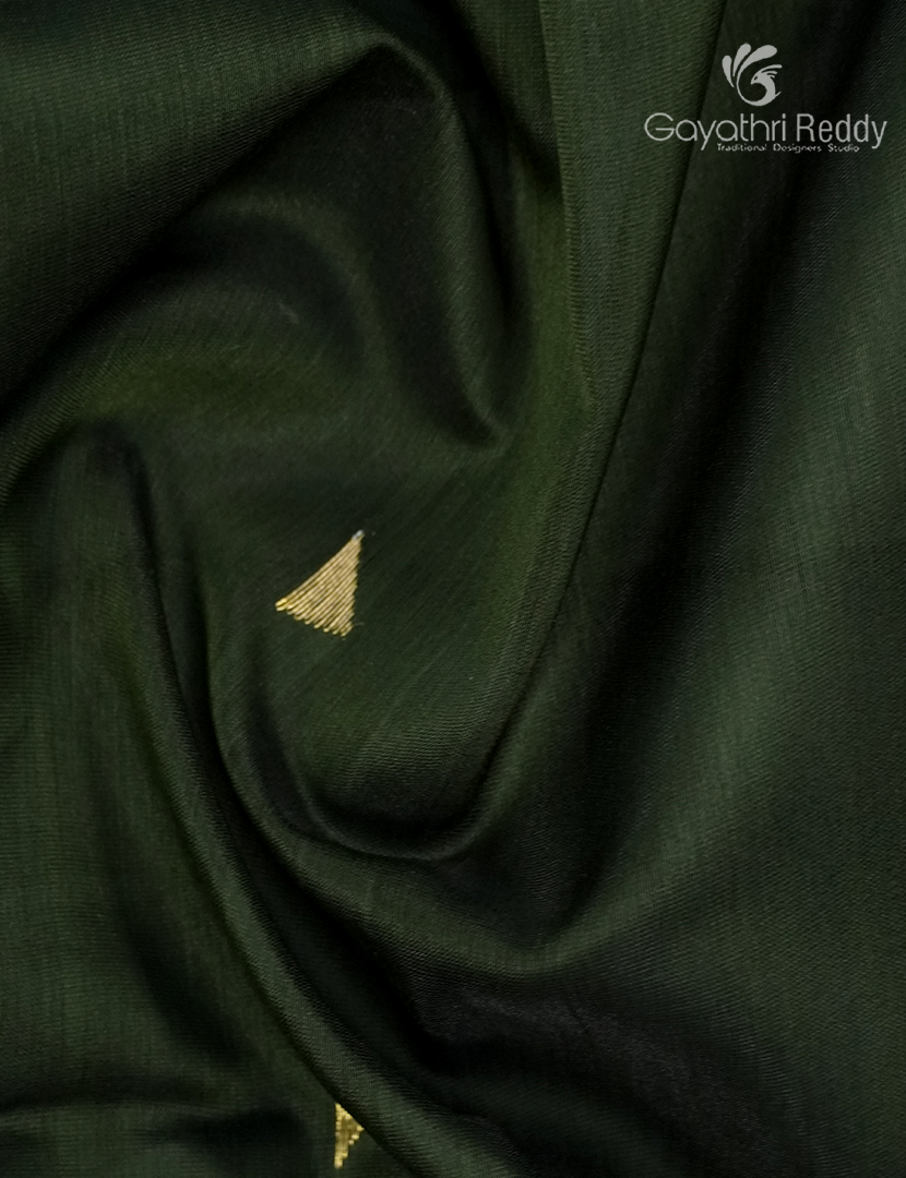 Pure Chanderi Sico Saree in Deep Olive Green and Deep Red