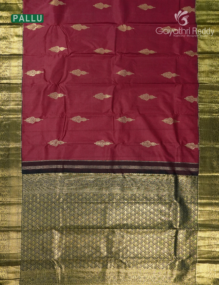 Semi Kanchipuram Silk Saree in Deep Maroon and Deep Bottle Green