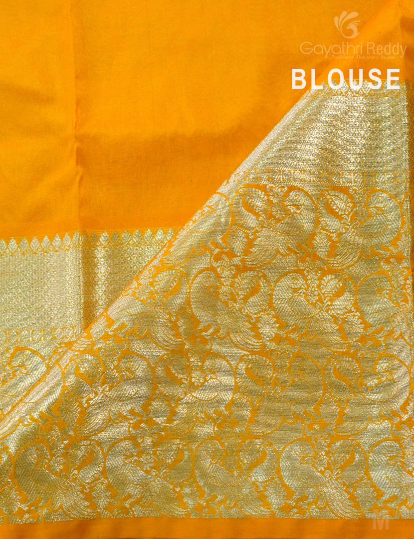 PURE VENKATGIRI PATTU-VP1130