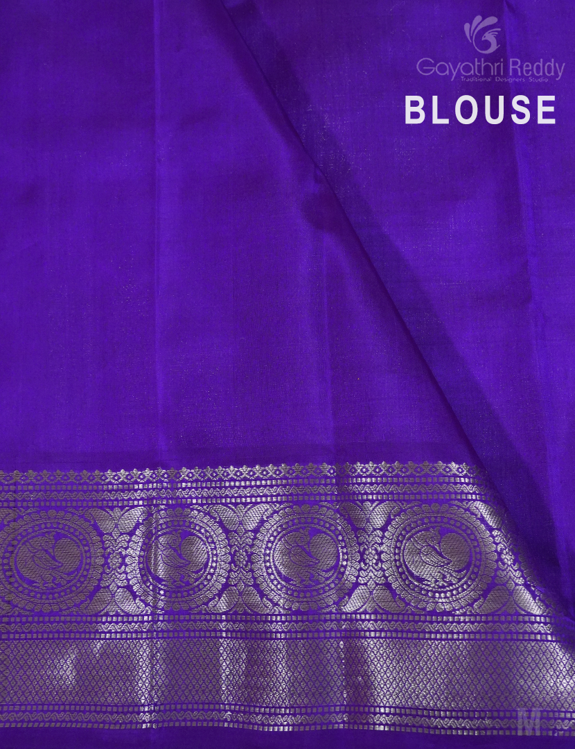 PURE VENKATGIRI PATTU-VP1112