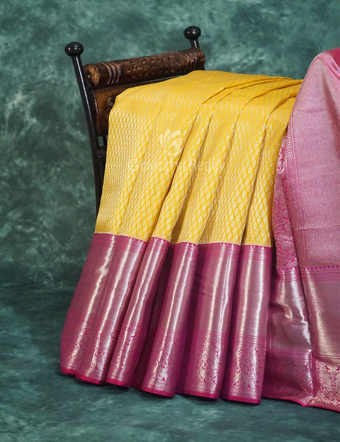 PURE KANCHI WITH SILVER ZARI BORDER-KP4173