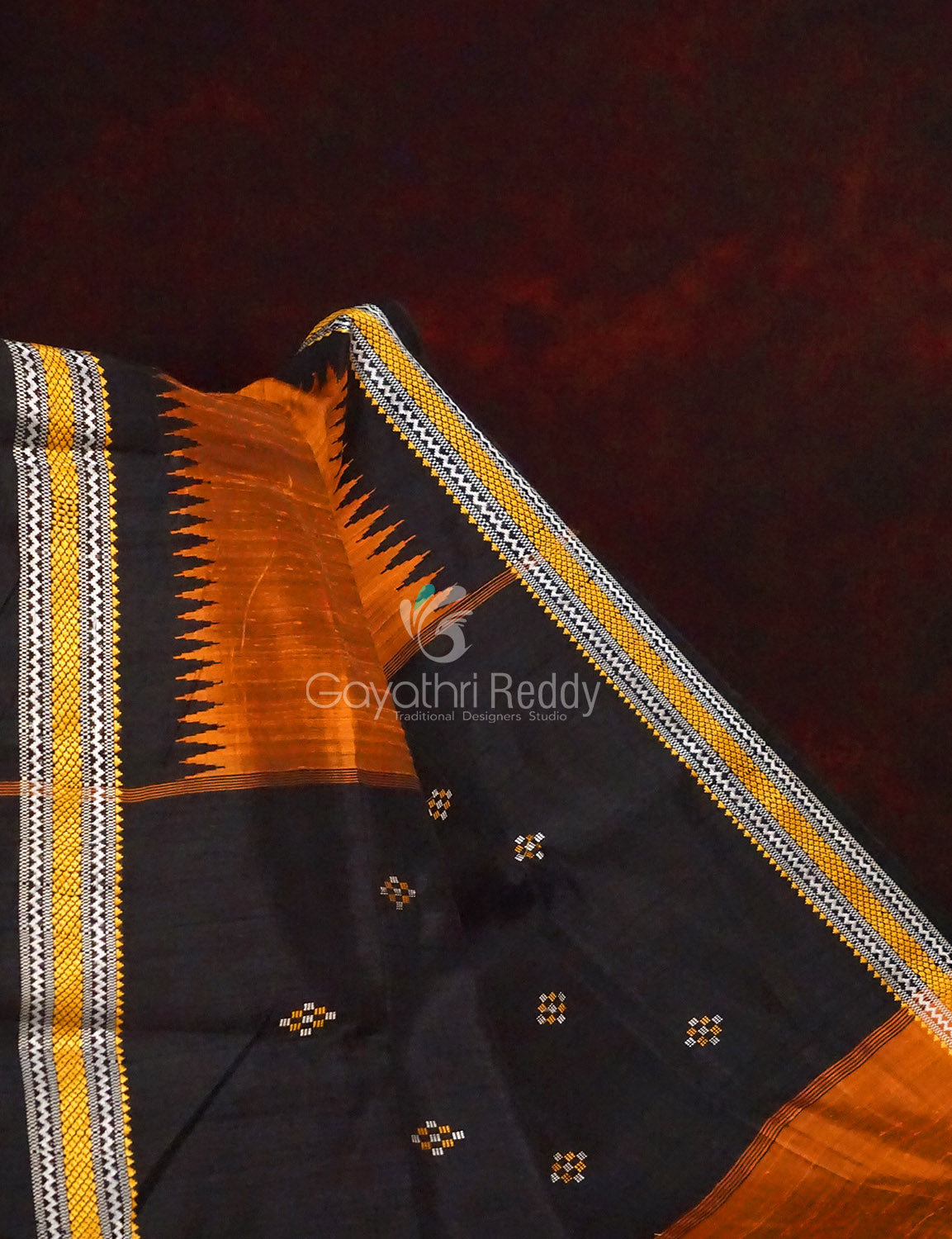 Ilkal Pattu Sarees