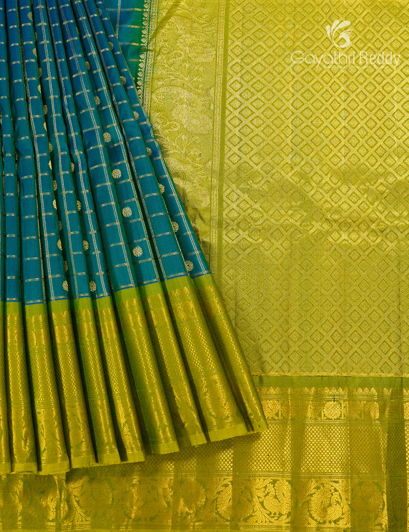Pure Gadwal Silk Saree in Deep Peacock Green and Mehendi Green