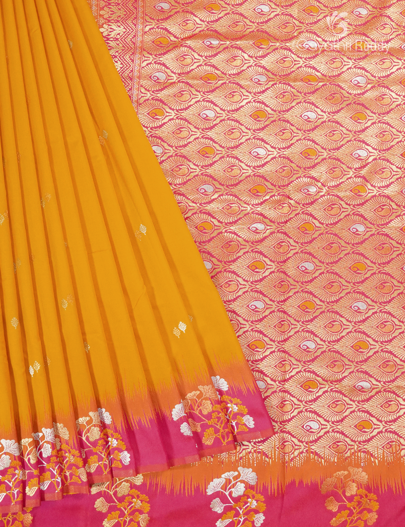 Semi Kanchipuran Silk Saree in Sandalwood and  Peach Pink