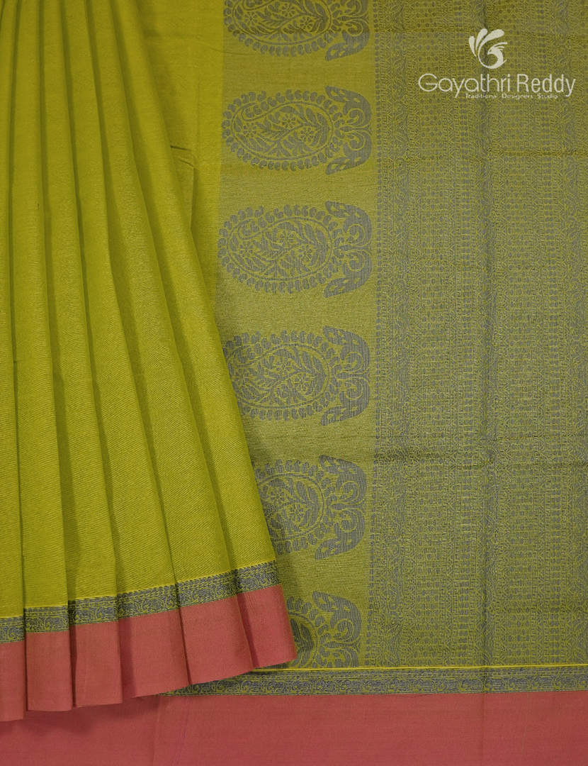 Pure Kanchi Cotton Saree in Parrot Green