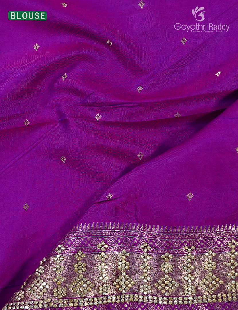 Semi Kanchipuram Silk Fancy Saree in Deep Rama Green and Magenta