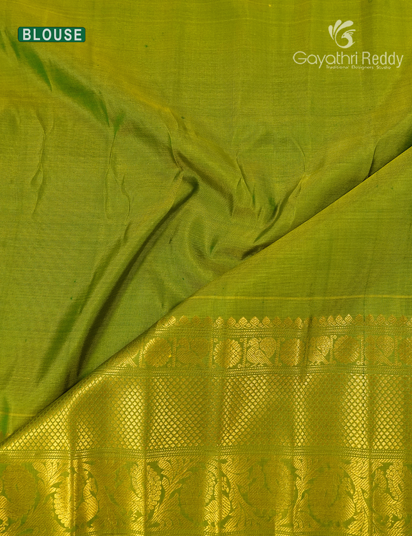Pure Gadwal Silk Saree in Deep Peacock Green and Mehendi Green
