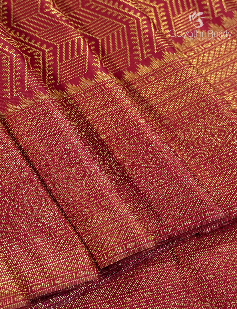 Semi Kanchipuram Silk Saree in Maroon Red