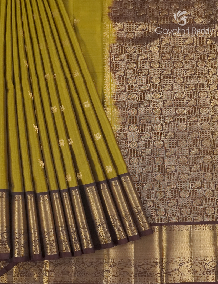 Pure Kanchipuram Silk Saree in Mehendi Green and Deep Brown  (Broad Borders )