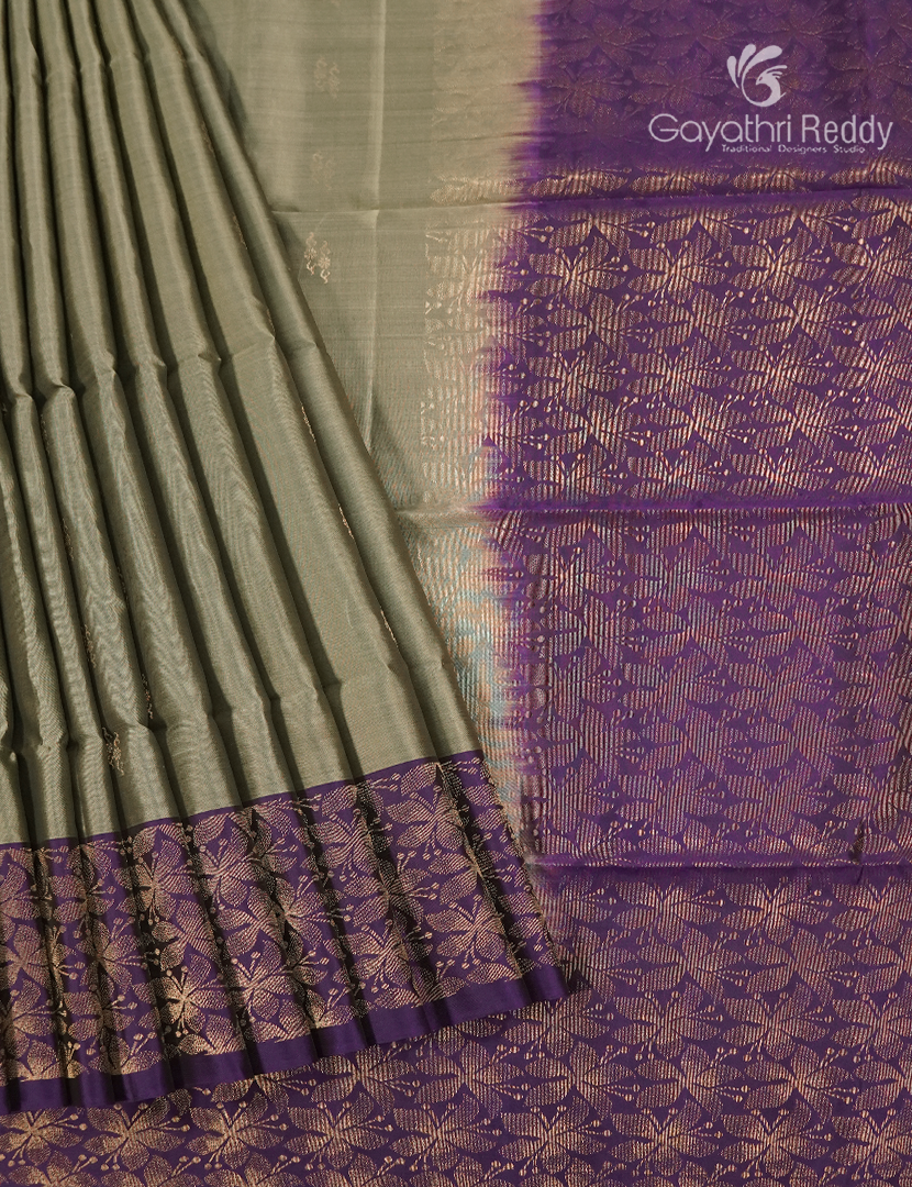 Pure Kanchipuram Soft Silk Saree in Olive and Deep Purple