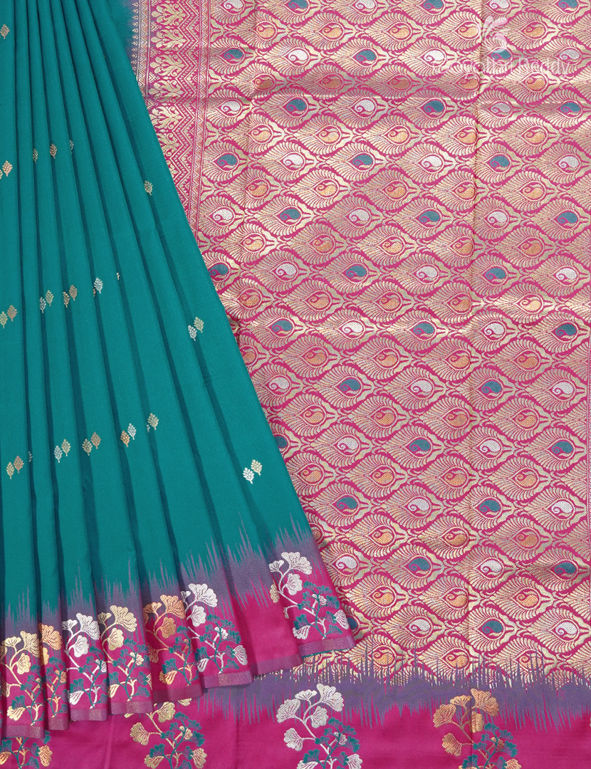 Semi Kanchipuran Silk Saree in Deep Rama Green and  Magenta