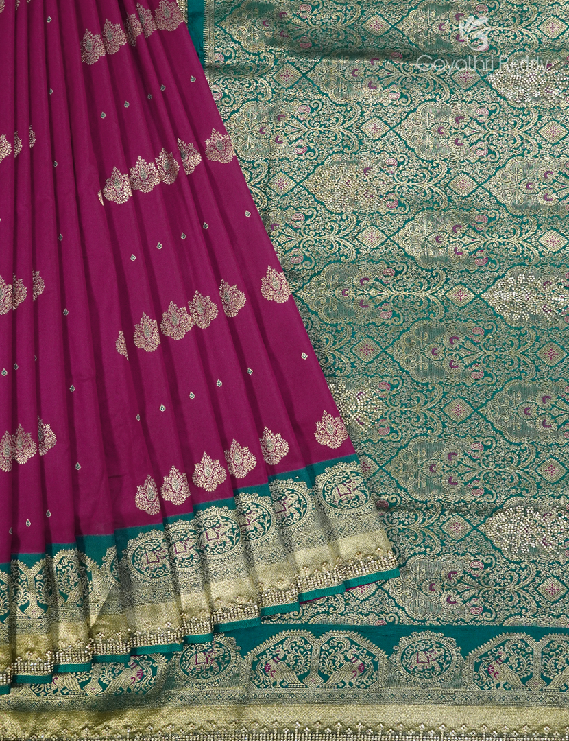 Semi Kanchipuram Silk Fancy Saree in Deep Magenta and Deep Rama Green