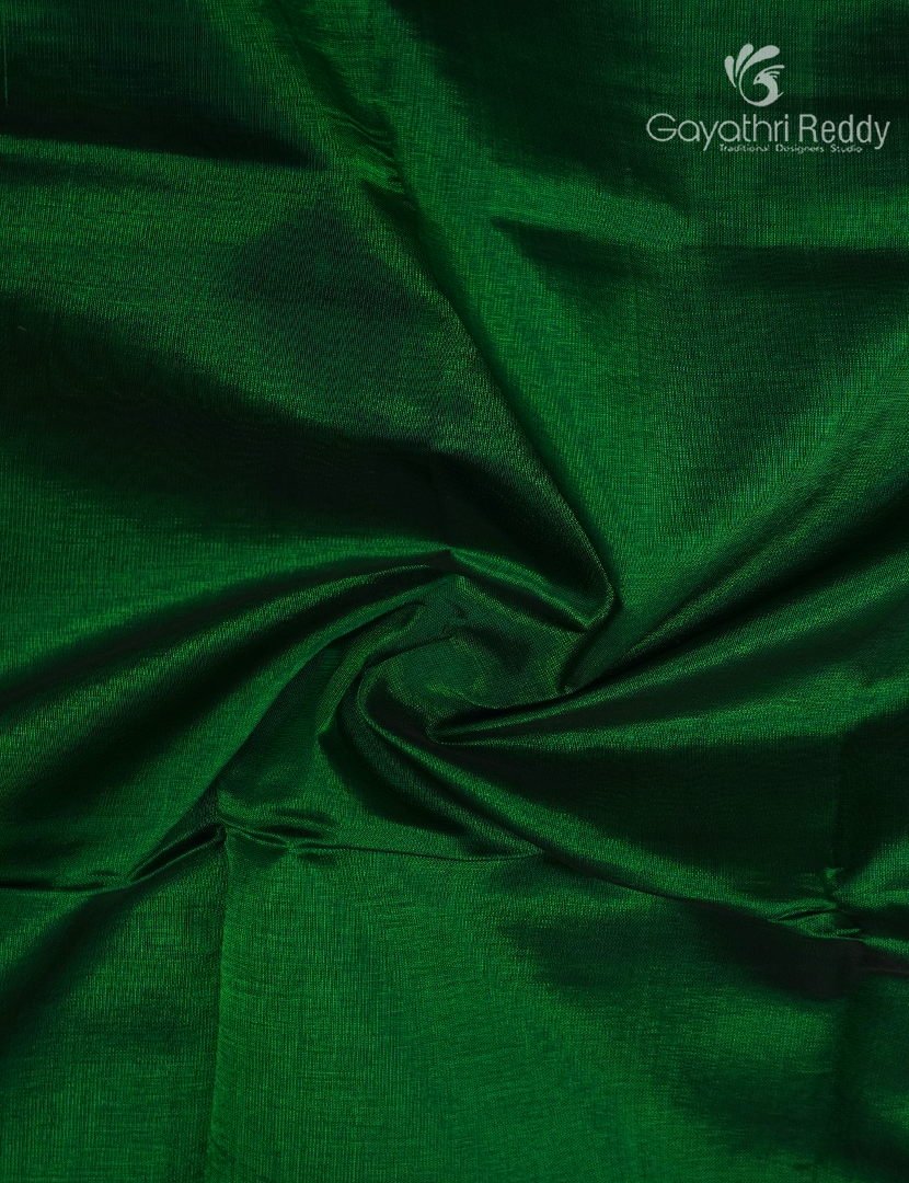 Pure Mangalagiri Langa Voni Set in Bottle Green