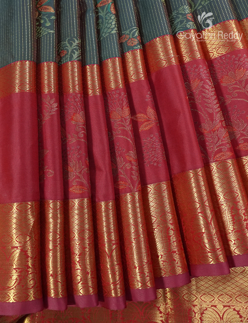 Semi Kanchipuram Silk Saree in Peach   and Deep Brown