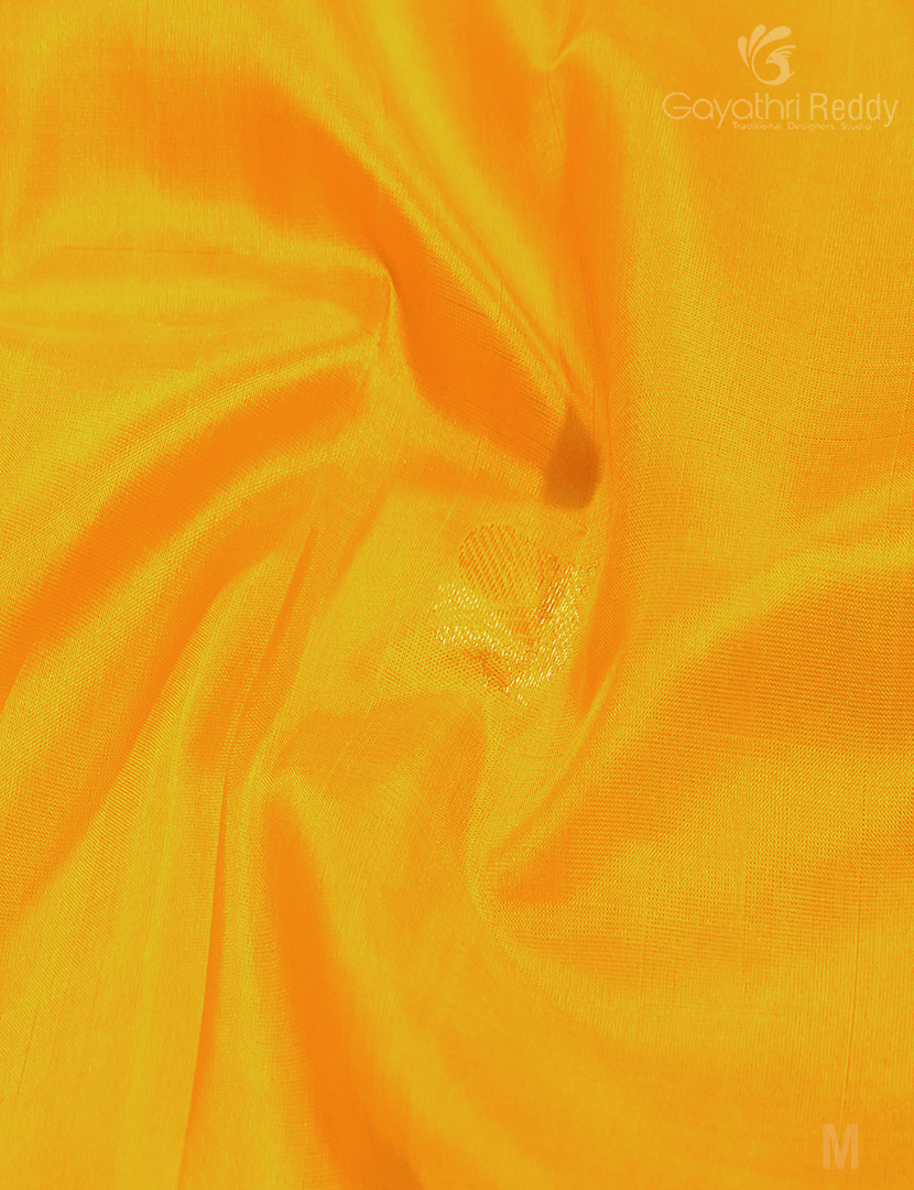 PURE VENKATGIRI PATTU-VP1112