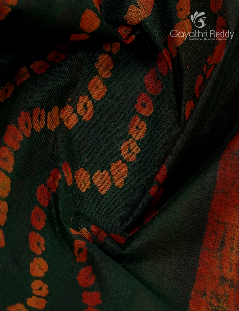 Cotton Batik Print Saree in Bottle Green and Rust Orange