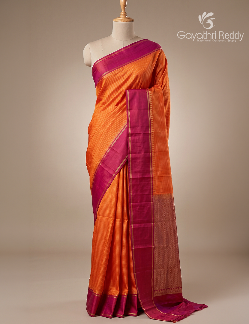 Pure Kanchipuram Vintage Silk Saree in Orange and Red