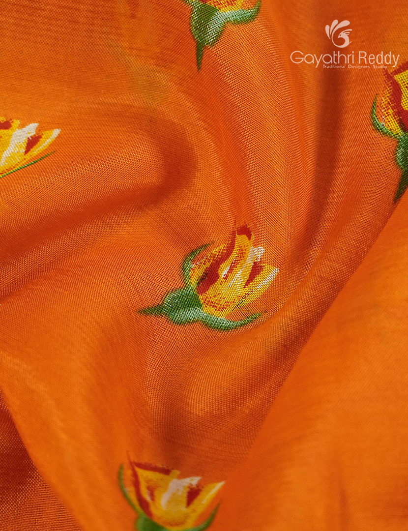Mangalagiri Pattu Saree in Orange and Sea Foam Green