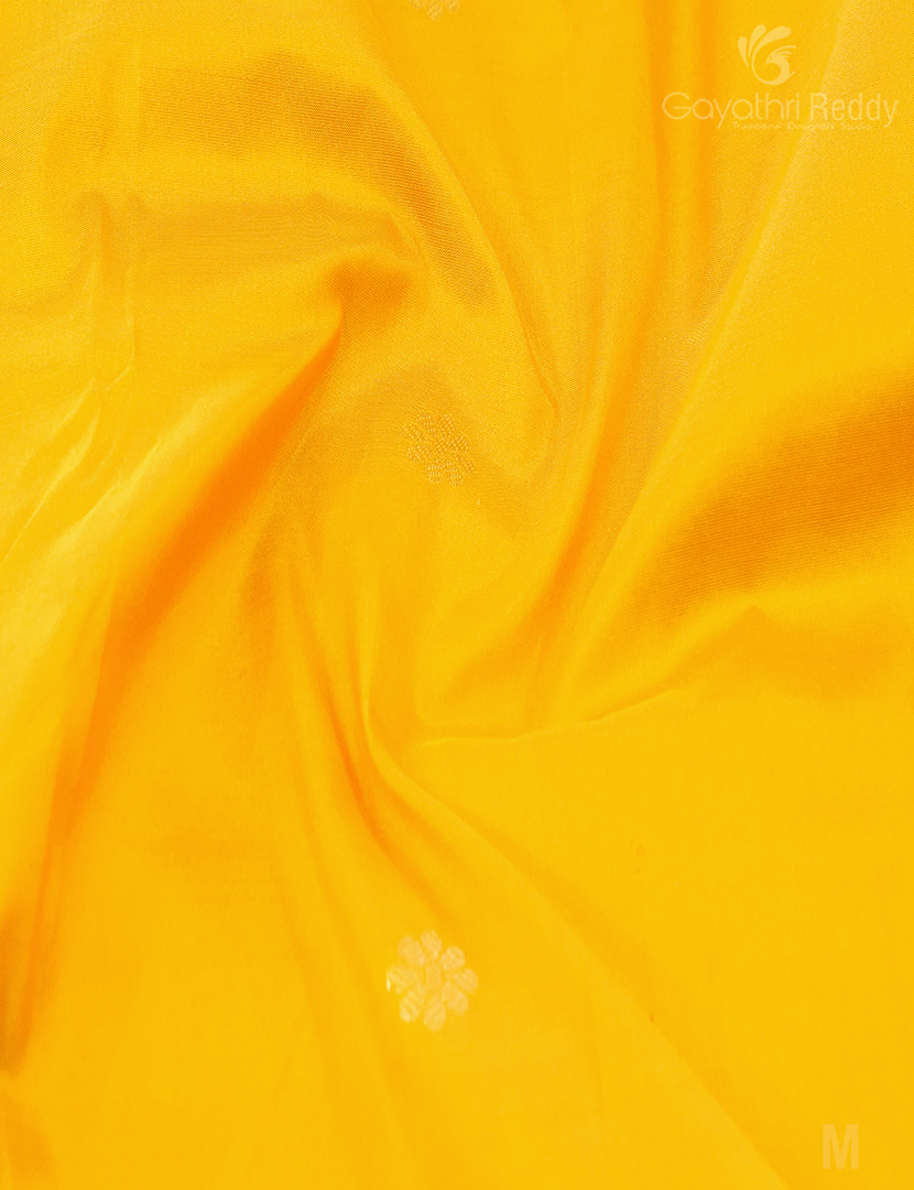 PURE NARAYANPET PATTU-NP653