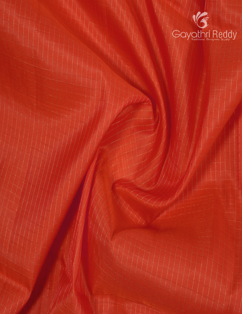 Pure  Kanchipuram Light Weight Silk Saree in Peach and Orange