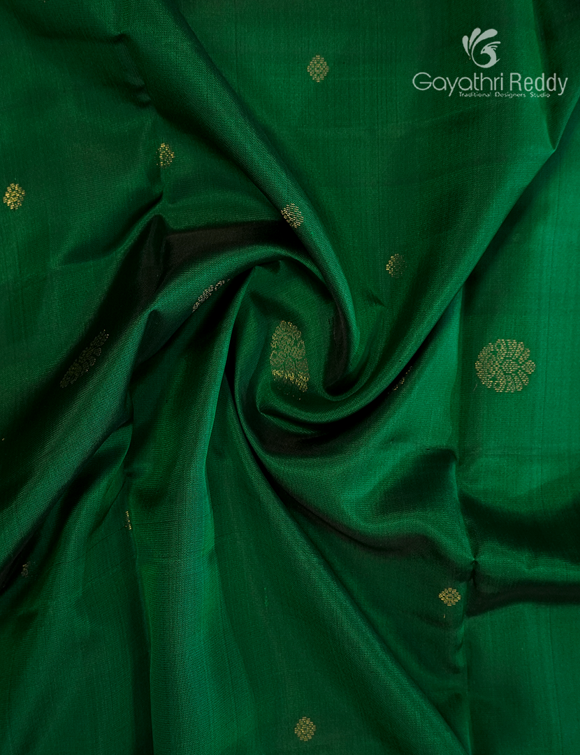 Pure Kanchipuram Soft Silk Saree in Bottle Green and Navy Blue