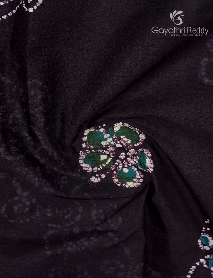 Cotton Batik Print Saree in Deep Snuff