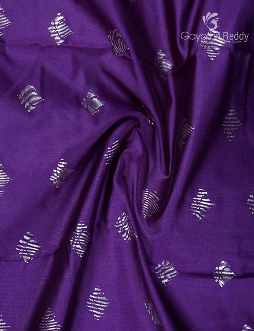 Semi Banaras Katan Silk Saree in Purple and Bottle Green