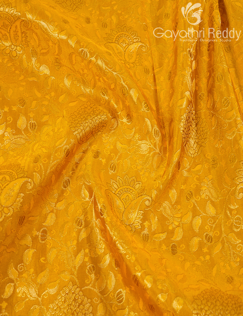 KANCHI PATTU-KP8493