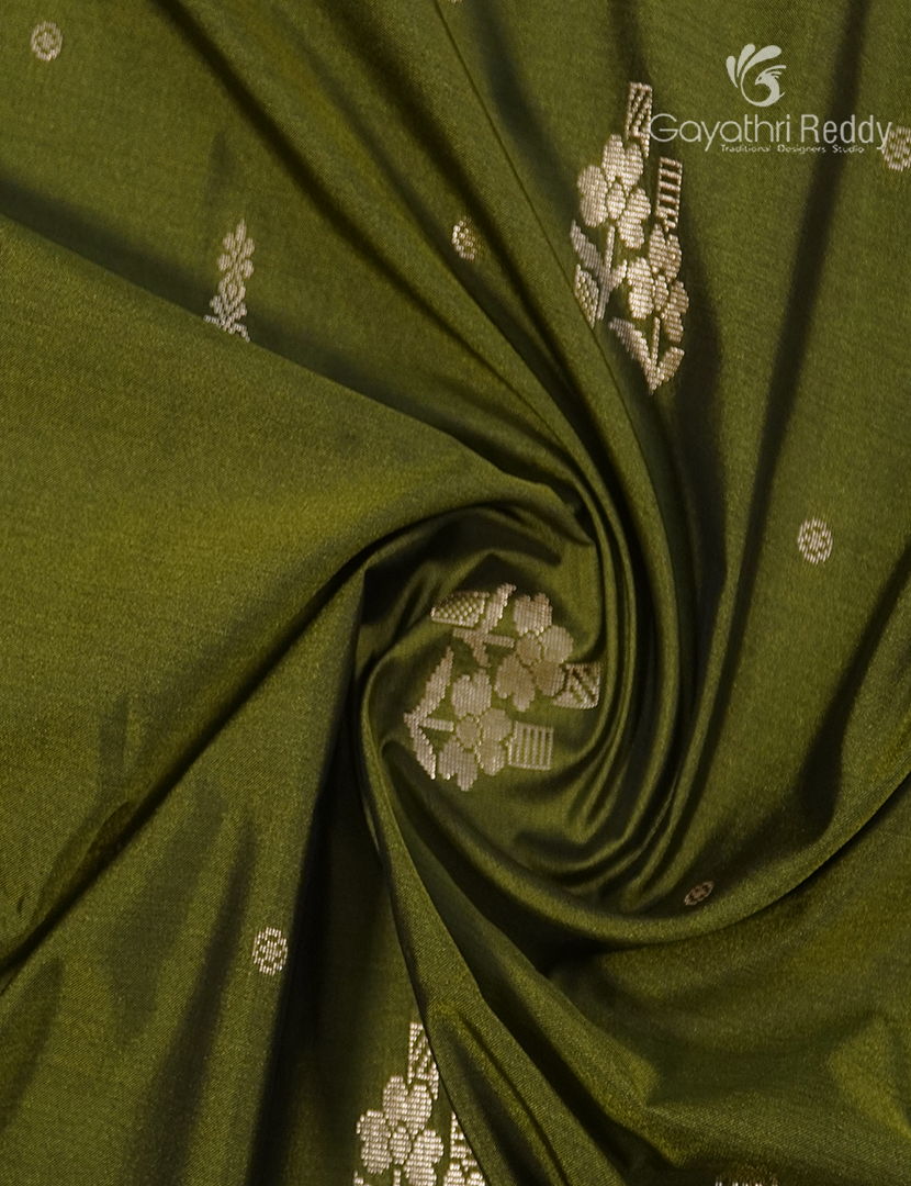 Soft Silk Saree in Deep Olive Green and Deep Magenta