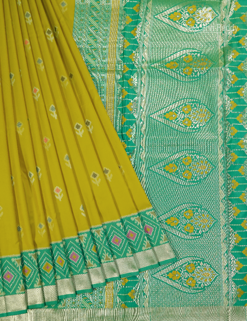 Semi Kanchipuran Silk Saree in Mehendi Green and Sea Green