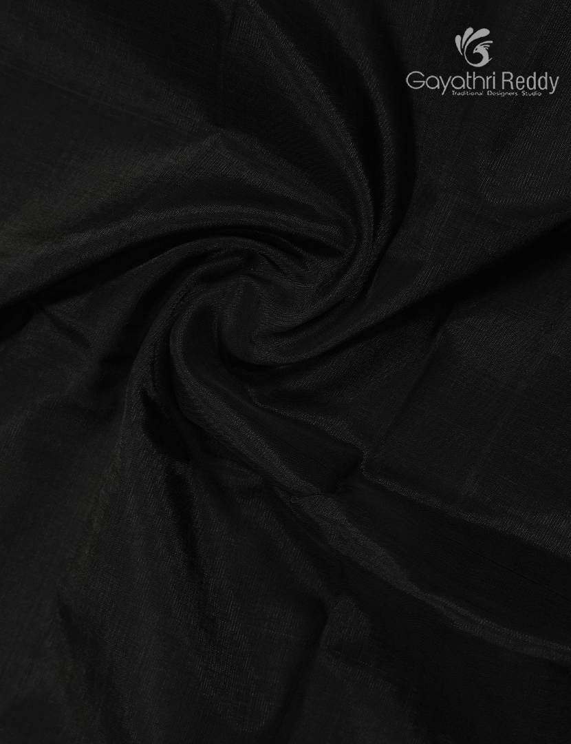 Pure Mangalagiri Langa Voni Set in Black