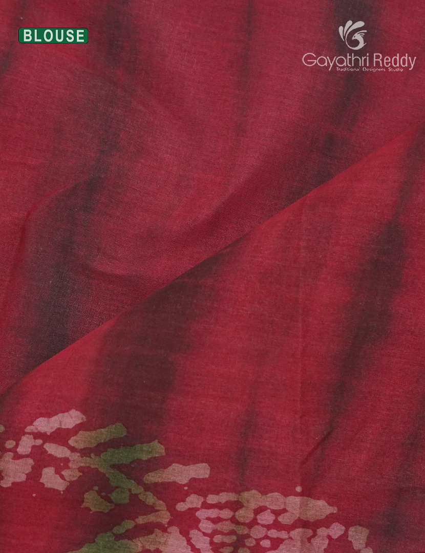 Cotton Batik Print Saree in Red and Baby Pink