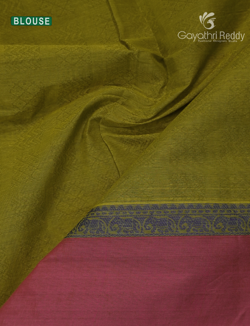 Pure Kanchi Cotton Saree in Mehendi Green