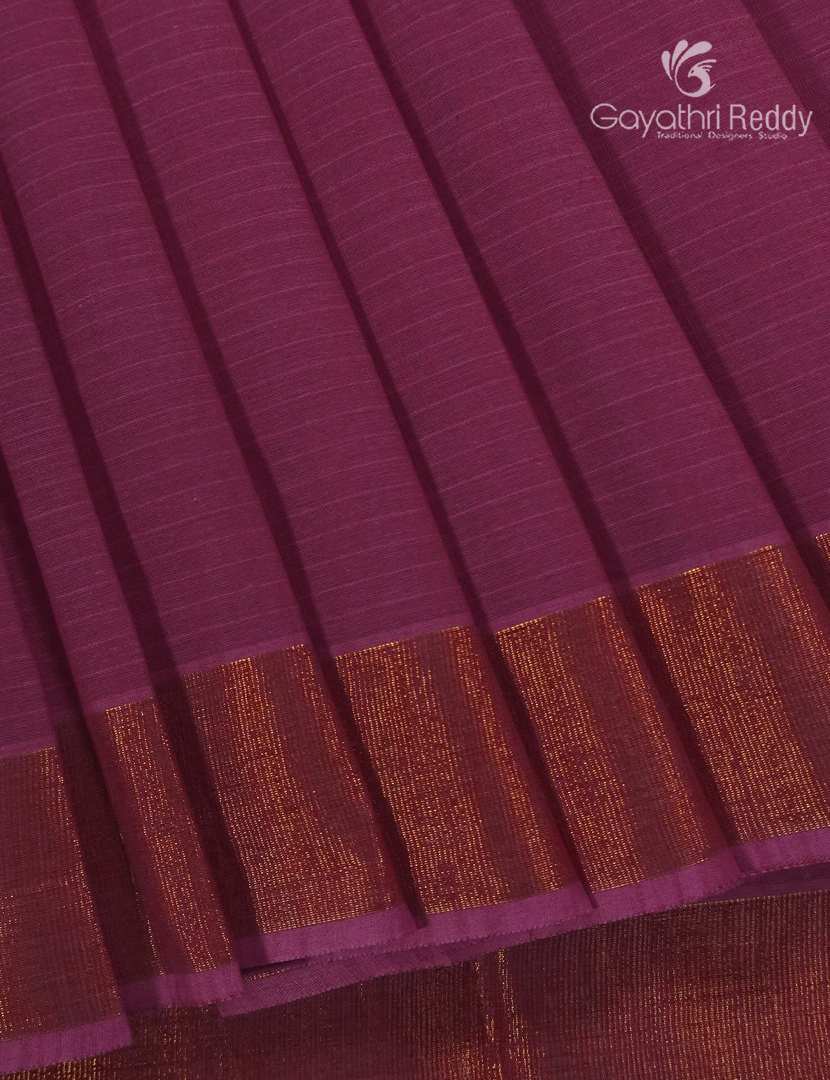 Pure Handloom Cotton Saree in Deep Magenta
