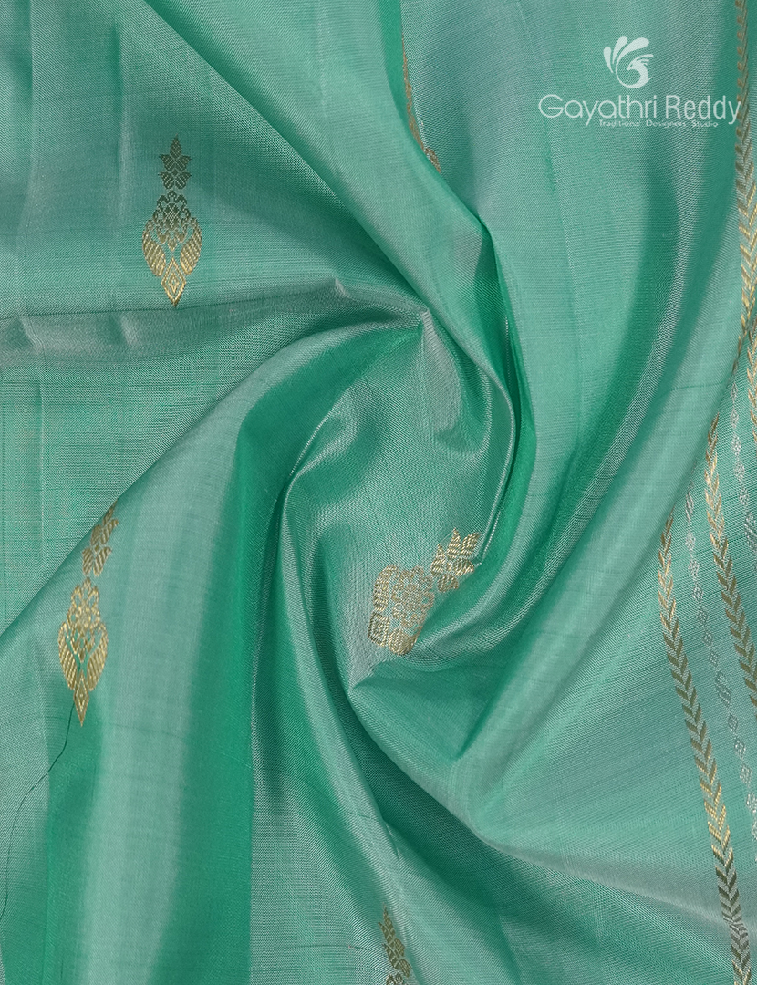 Pure Kanchipuram Silk Saree in Sea Green (Broad Borders )