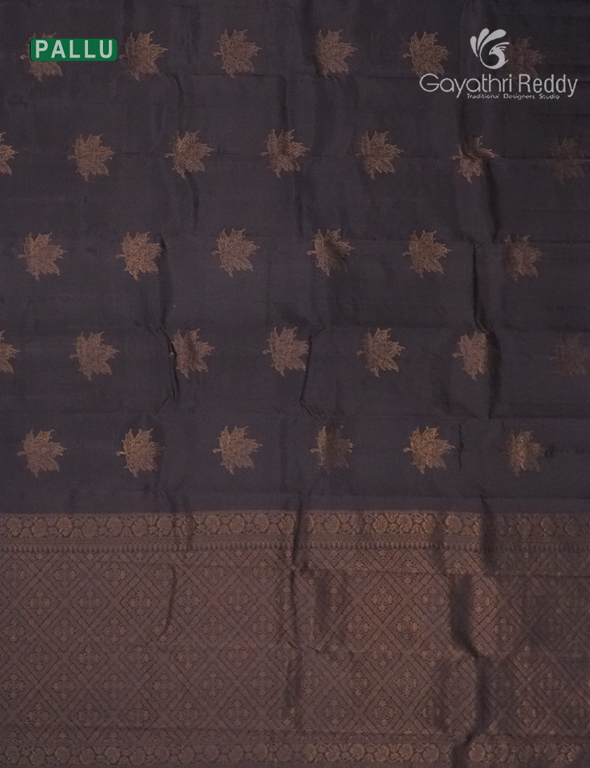 Pure Kanchipuram Silk  Saree in Brown ( Butta Style )