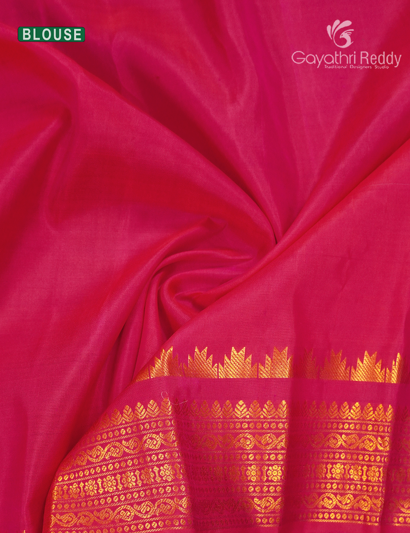 Pure Gadwal Silk Saree in Fuchsia Pink