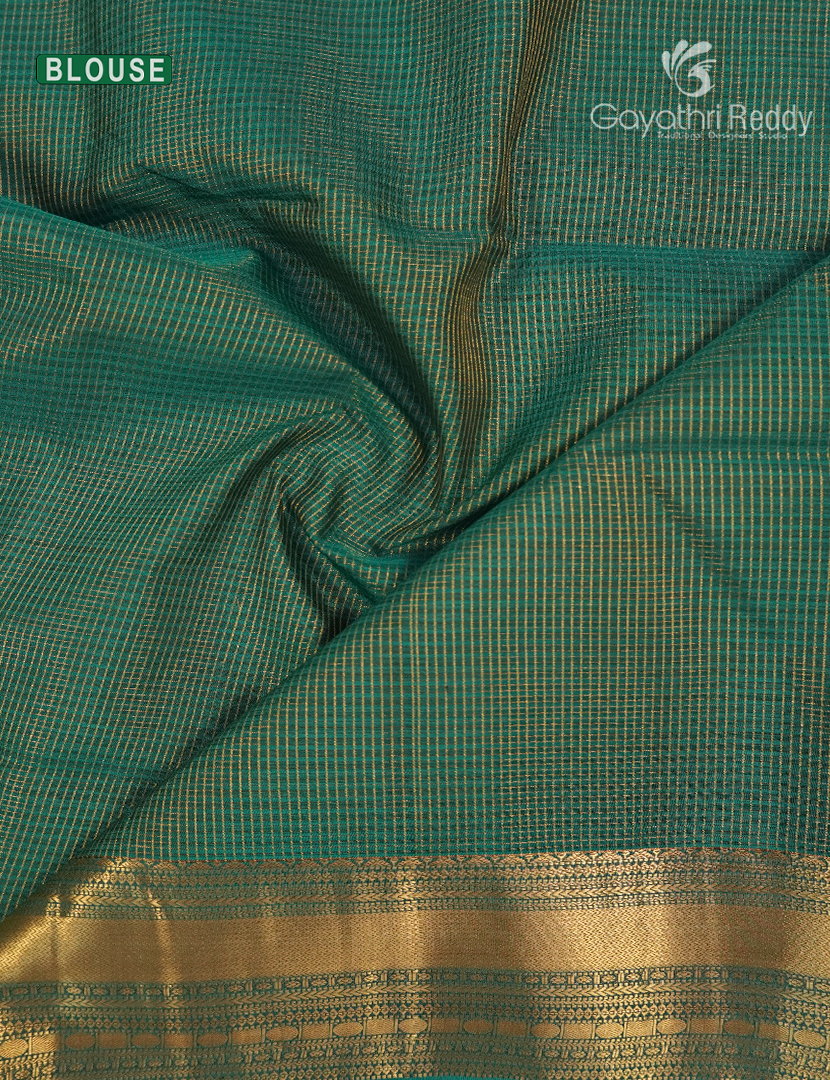 Pure Kanchipuram Vintage Silk Saree in Mustard and Teal Green