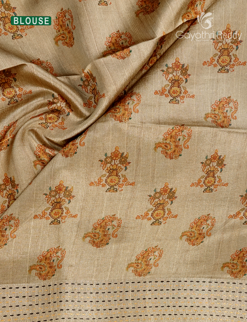 Semi Tussar Saree in Sandalwood