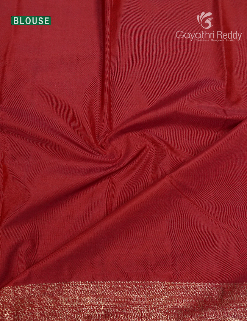 Semi Kanchipuram Silk Saree in Maroon Red