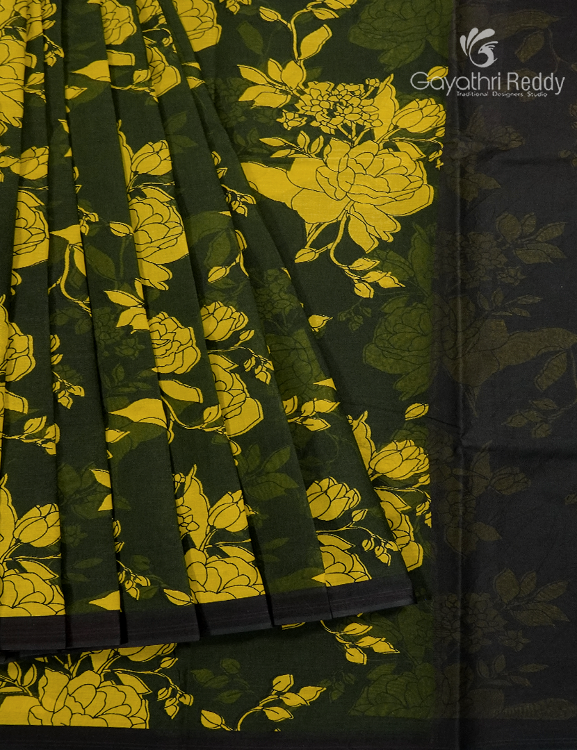 Pure MulMul Cotton Saree in Deep Bottle Green and Black
