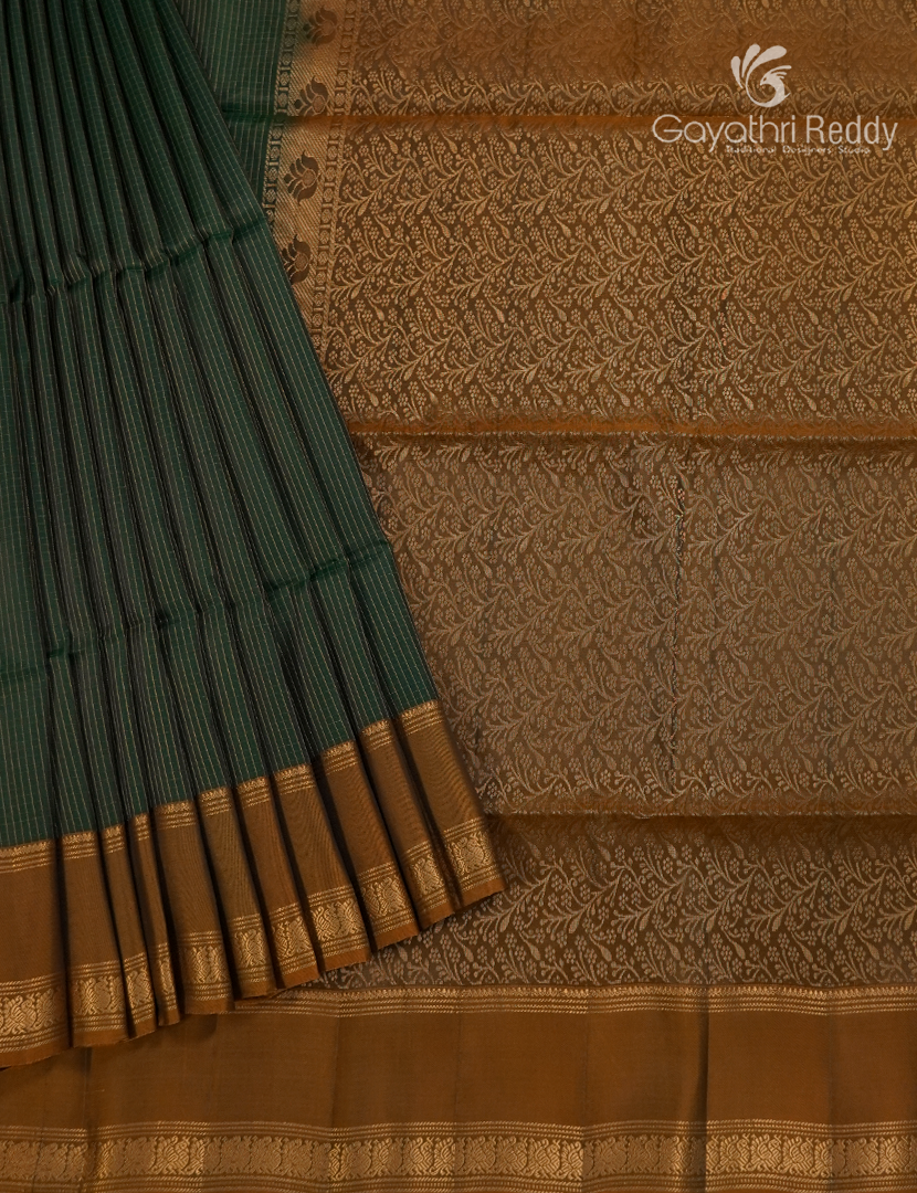 Pure  Kanchipuram Light Weight Silk Saree in Bottle Green and Deep Mustard
