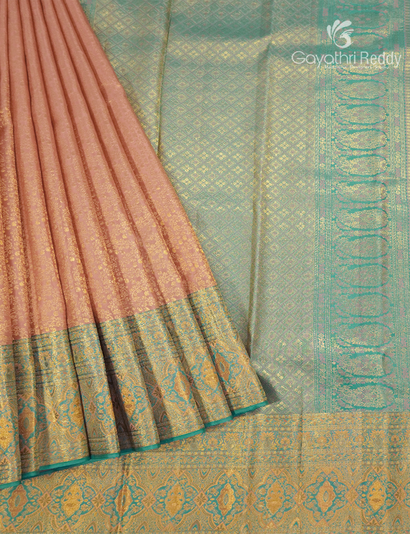 Pure Kanchipuram Bridal Silk Saree in Peach and Sage Green