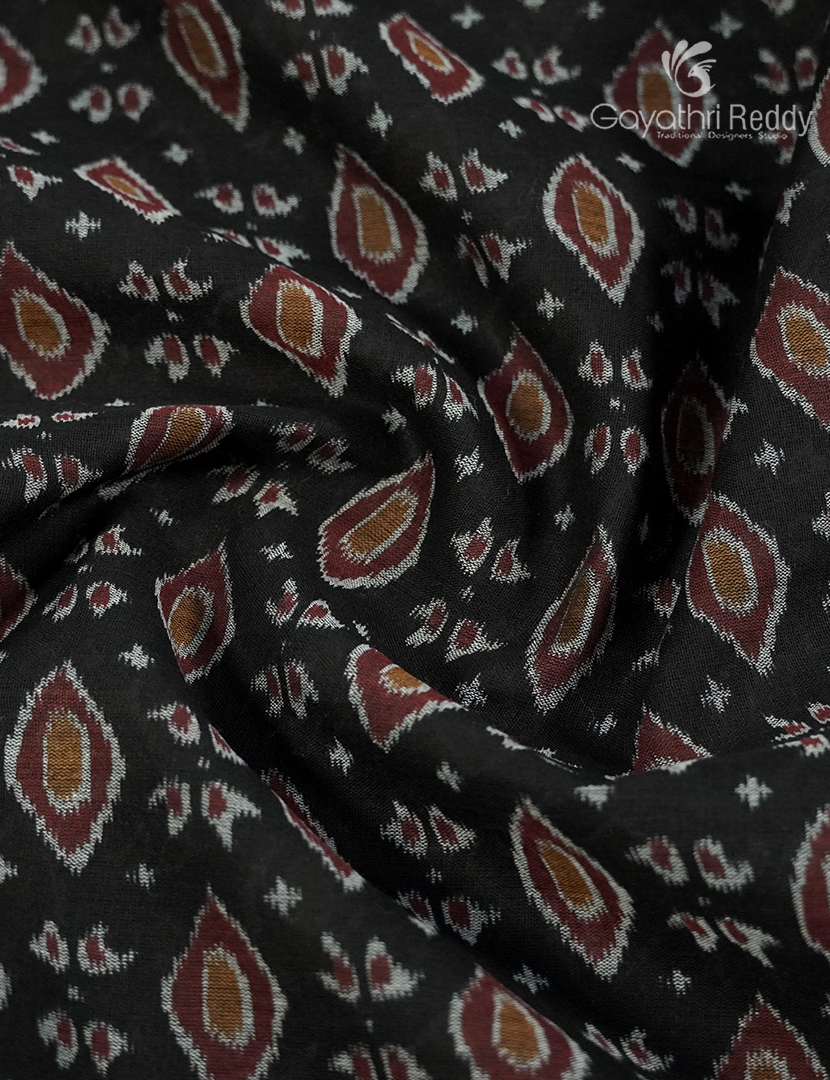 Vidharbha Cotton Saree in Black and Rust