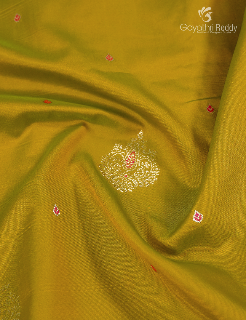Semi Kanchipuram Silk Fancy Saree in Dry Mehendi Green and Deep Rani Pink